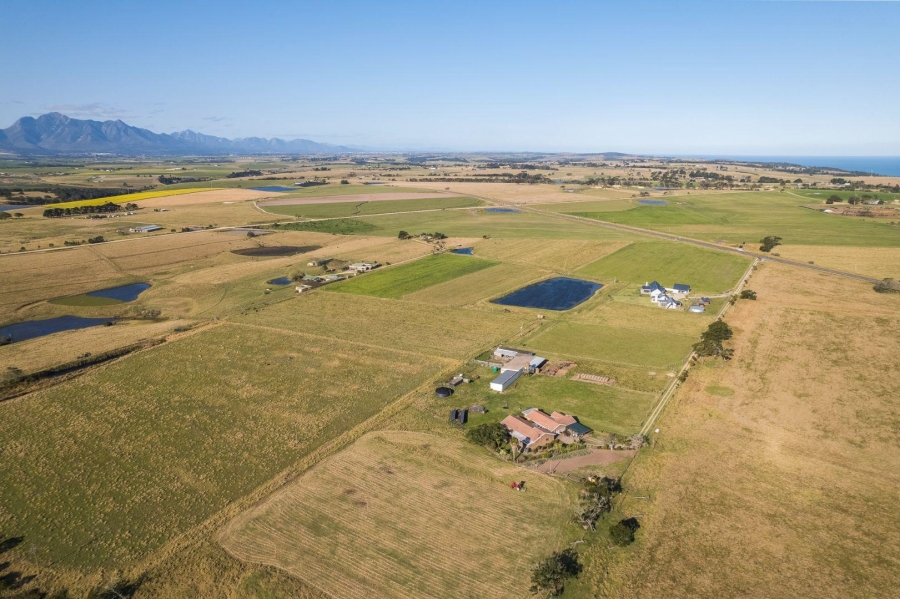 6 Bedroom Property for Sale in George Rural Western Cape